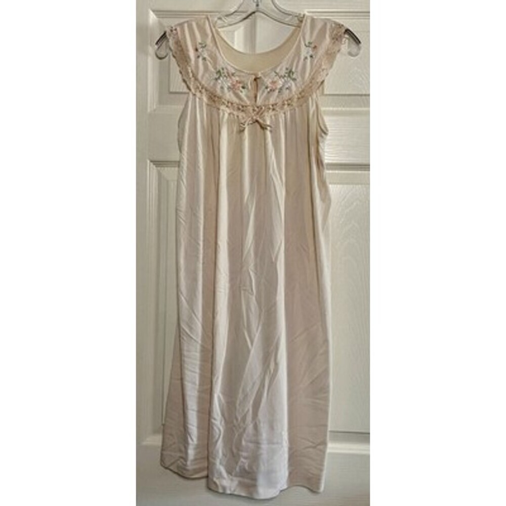 Vtg Nylon Slip Dress Nightgown. Sissy Fem CD Trans - Size Small